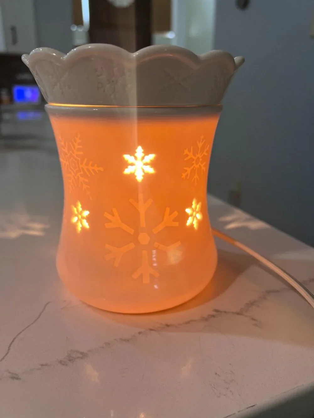 Scentsy Blizzard Warmer - Full Sized